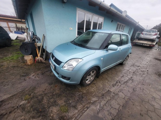 Suzuki Swift 1.3 GLX CD AC Mistic Plus 4x4 1383...