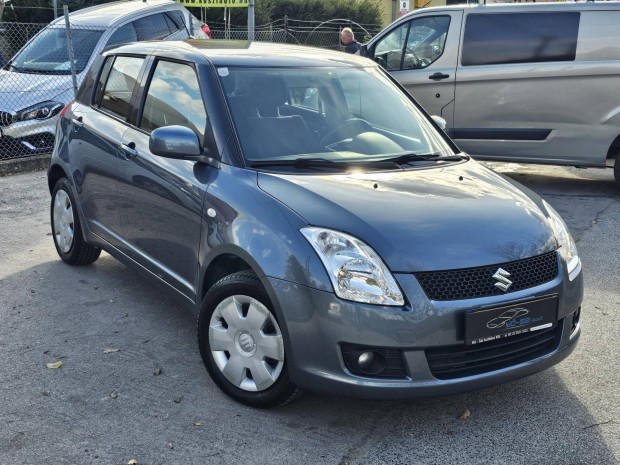 Suzuki Swift 1.3 GLX CD AC Winter Limitlt 4X4...