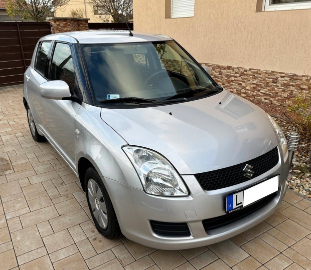 Suzuki Swift 1.3 GLX Magyarorszgi-Szervzknyv...