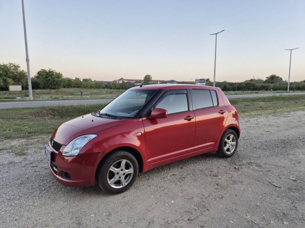 Suzuki Swift 1.3 GLX Magyarorszgi.Szervizknyves