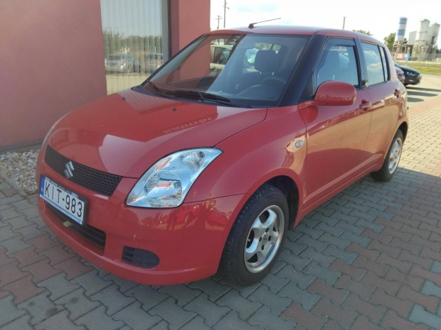 Suzuki Swift 1.3 GLX Magyarországi első Tulajdo...