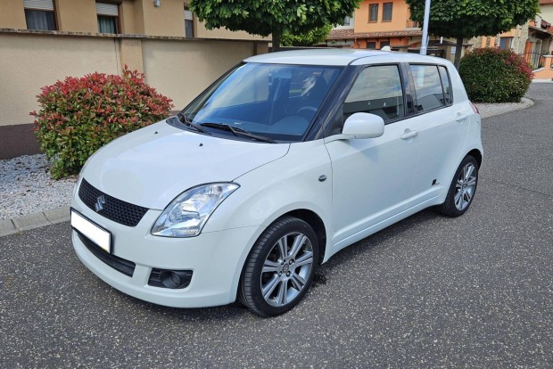 Suzuki Swift 1.3 GLX Winter Limitált Gyöngyházf...
