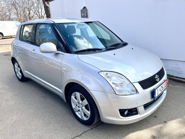 Suzuki Swift 1.3 GS ACC 1 Tulaj! vezetett knyv...