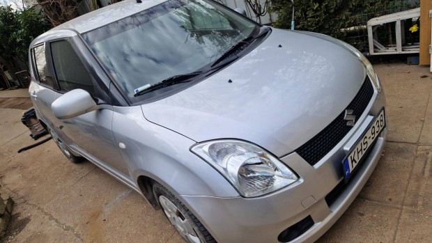 Suzuki Swift 1.3 GS Kit�n�!kl�ma!