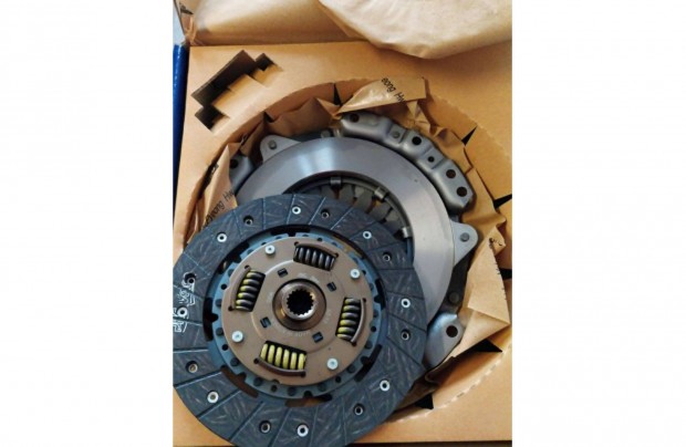 Suzuki Swift 1.3 kuplung szett >'05 Valeo SZK-018
