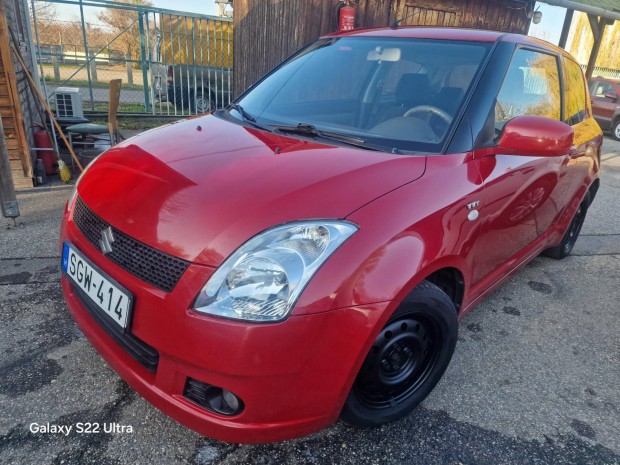 Suzuki Swift 1.5 VVT GS Navigtor ACC