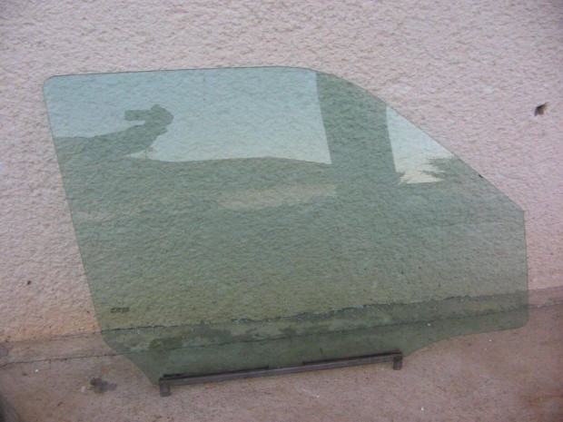 Suzuki Swift 2005-2010 ajt� �veg 5 ajt�s jobb els� oldal , ajt��veg