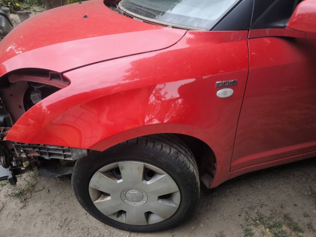 Suzuki Swift 2005 től bal jobb sárvédő zcf kód