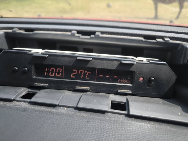 Suzuki Swift 2005 tl kzponti informcis kijelz ra 