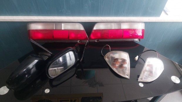 Suzuki Swift 2 visszapill.tükrök indexekhatsó lampak