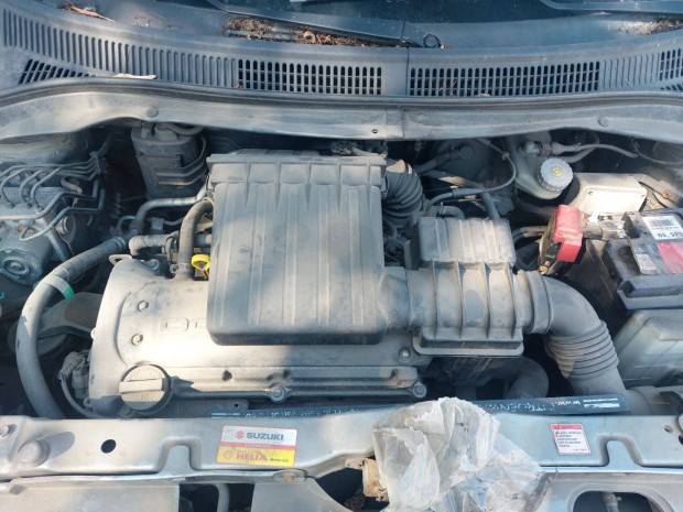 Suzuki Swift 3 1.3 komplett motor M13A