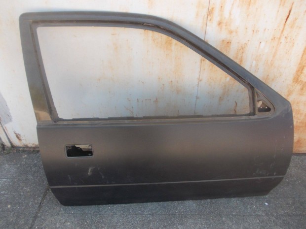 Suzuki Swift 3 ajtós jobbos fekete ajtó 1989-2003