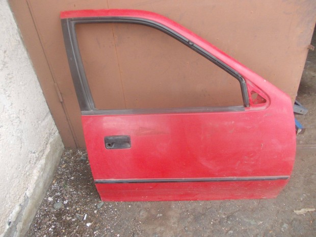 Suzuki Swift 4-5 ajtós jobb első piros ajtó 1989-2003