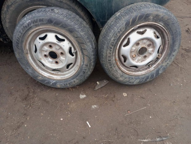 Suzuki Swift 4x114,3 Felni Jó Gumikkal Párban (Postázom is)