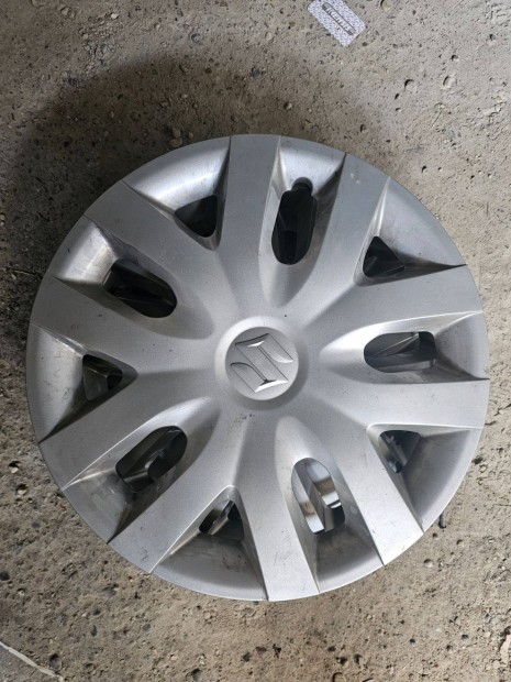 Suzuki Swift Dsztrcsa - 15"
