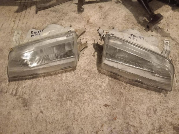 Suzuki Swift Hibátlan Első Lámpa Párban (Postázom is)