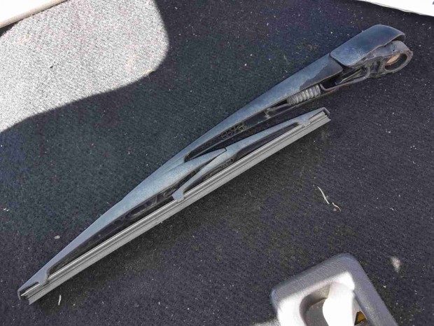 Suzuki Swift III 04-10 Hts Ablaktrl Kar