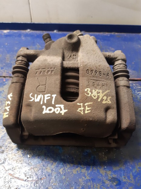 Suzuki Swift III 04-10 Jobb Els� F�knyereg