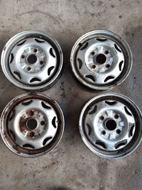 Suzuki Swift II 92-03 Ac�l Felni Garnit�ra