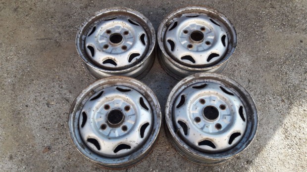 Suzuki Swift II 92-03 Ac�l Felni Garnit�ra