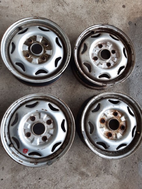 Suzuki Swift II 92-03 Ac�l Felni Garnit�ra