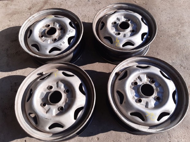 Suzuki Swift II 92-03 Ac�l Felni Garnit�ra