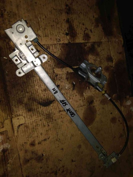 Suzuki Swift II 92-03 Bal Hátsó Ablakemelő Szerkezet Mechanikus