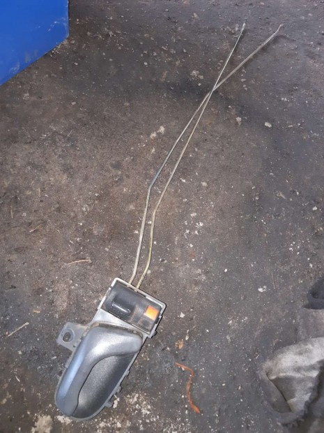 Suzuki Swift II 92-03 Bal H�ts� Bels� Ajt�kilincs