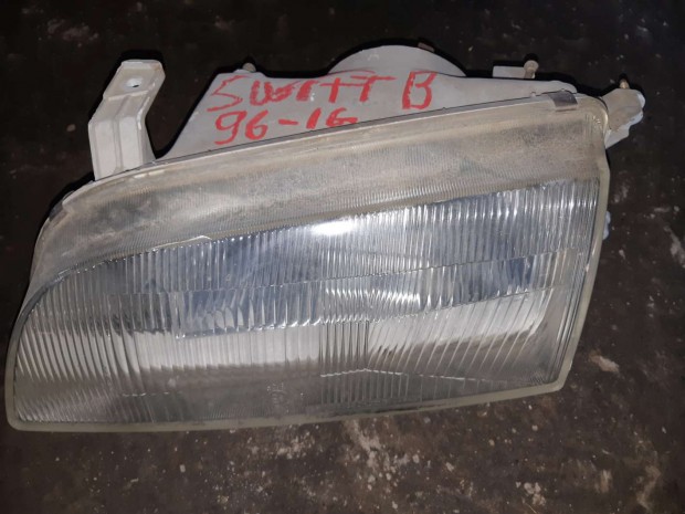 Suzuki Swift II 92-96 Bal Els� L�mpa / F�nysz�r�