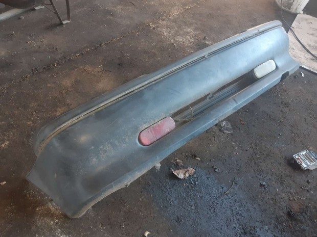 Suzuki Swift II 92-96 H�ts� L�kh�r�t�