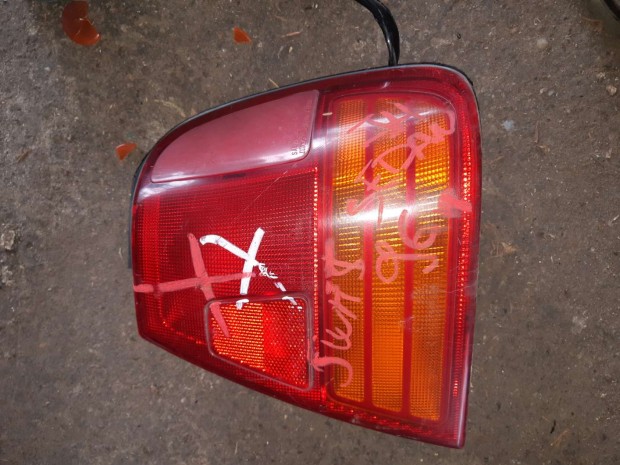 Suzuki Swift II 92-96 Jobb H�ts� L�mpa