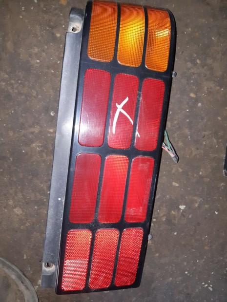 Suzuki Swift II 92-96 Jobb H�ts� L�mpa