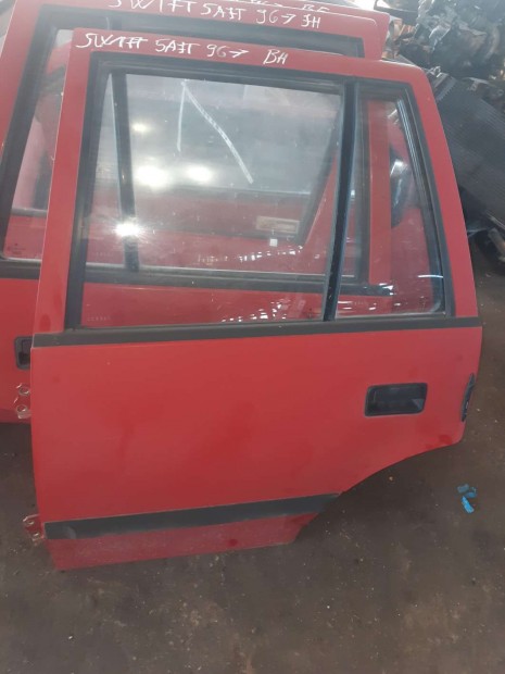 Suzuki Swift II 96-03 Bal H�ts� Ajt�