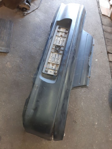 Suzuki Swift II 96-03 Hátsó Lökhárító