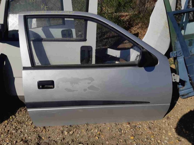 Suzuki Swift II 96-03 Jobb Els Ajt