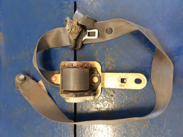 Suzuki Swift II 96-03 Jobb Els� Biztons�gi �v