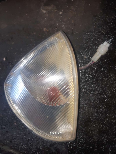 Suzuki Swift II 96-03 Jobb Els� Index / Ir�nyjelz�