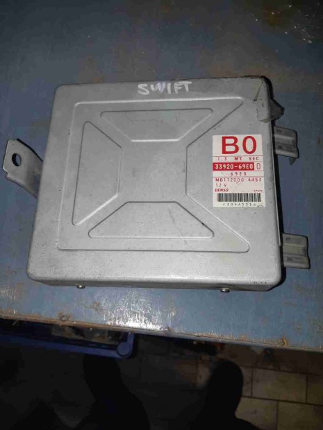 Suzuki Swift II 96-03 Motorvezrl / ECU