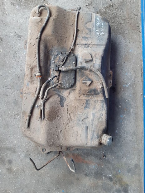 Suzuki Swift II 96-03 Üzemanyag Tank + Üzemanyag Szintjelző