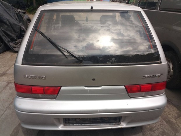 Suzuki Swift II. bonts, ajt, ajtzr, ablakemel, kilincs