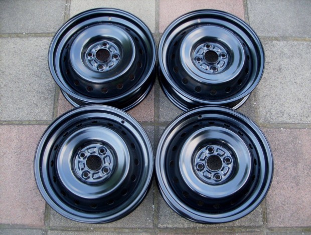 Suzuki Swift Ignis teljesen Új felni lemezfelni 15"