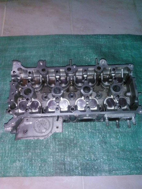 Suzuki Swift S13 hengerfej 