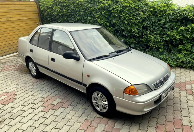 Suzuki Swift Sedan 1.3 GLX