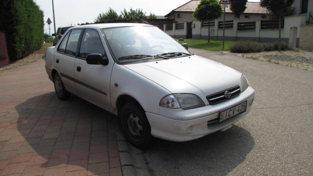 Suzuki Swift Sedan 1.3 GLX