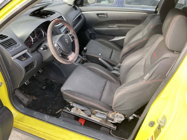 Suzuki Swift Sport bels�