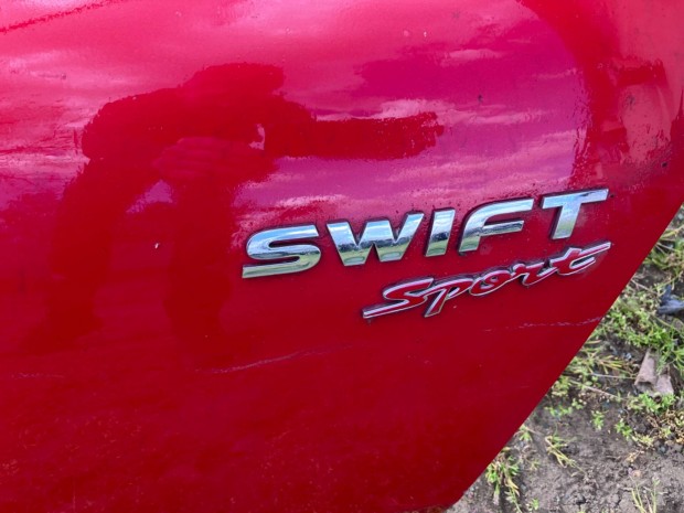 Suzuki Swift Sport csomagtrajt