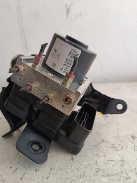 Suzuki Swift V abs vezrl egysg 62j02wd