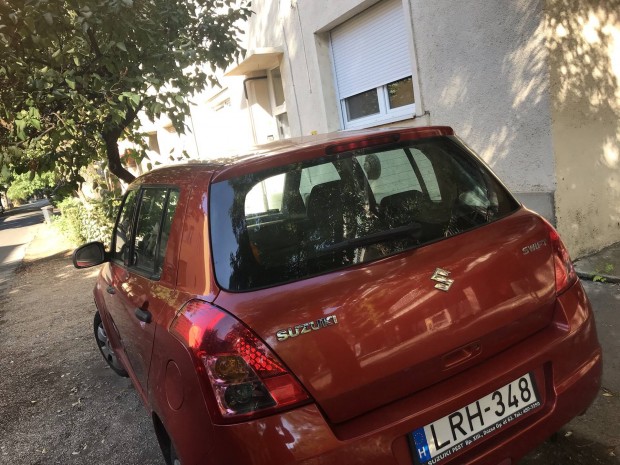 Suzuki Swift  1,3.  Benzines 