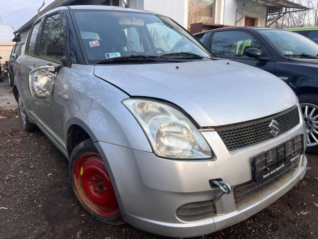 Suzuki Swift (2007) 1.3i M13A Alkatrszek #M2212