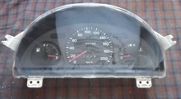 Suzuki Swift / Geo Metro kilom�ter�ra